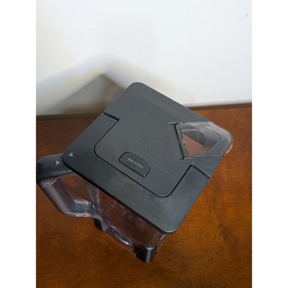 Pitcher And Lid ONLY Ninja Professional Kitchen 72 OZ 9 Cup Blender BL770 Used - Picture 2 of 8